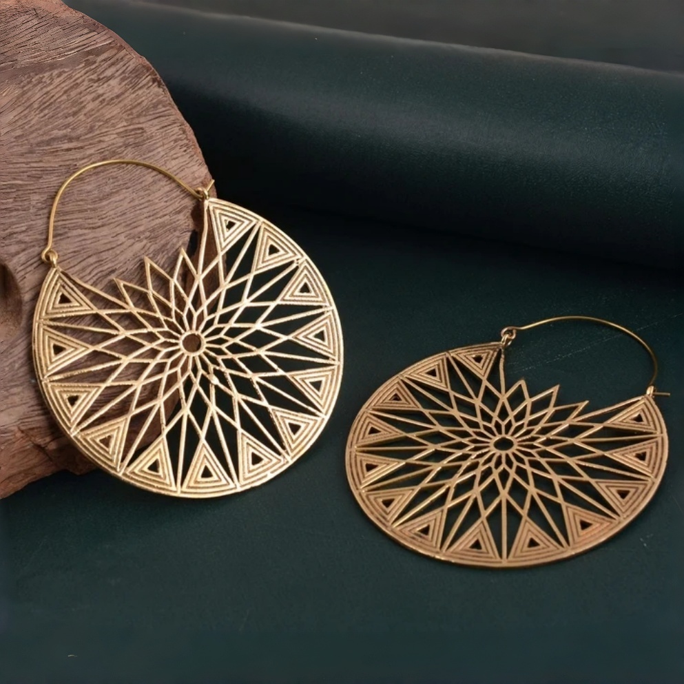 Vintage Fashion Illustrations - Golden Plated Vintage Printed Hollowed Design