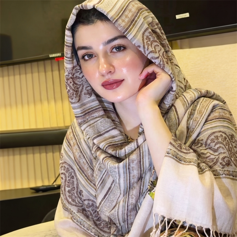 Vintage Outdoor Fashion - Vintage Paisley Print Hijab Fashion Scarf