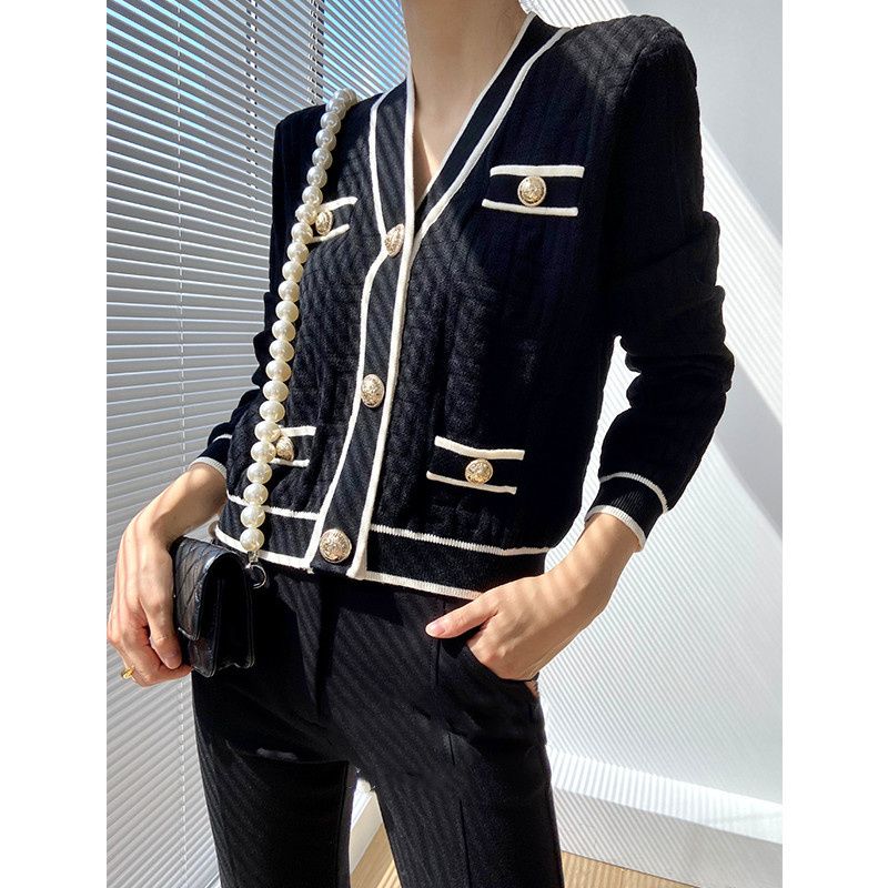 Spring Autumn New V-neck Long  - Vintage Fashion Postcards review and price