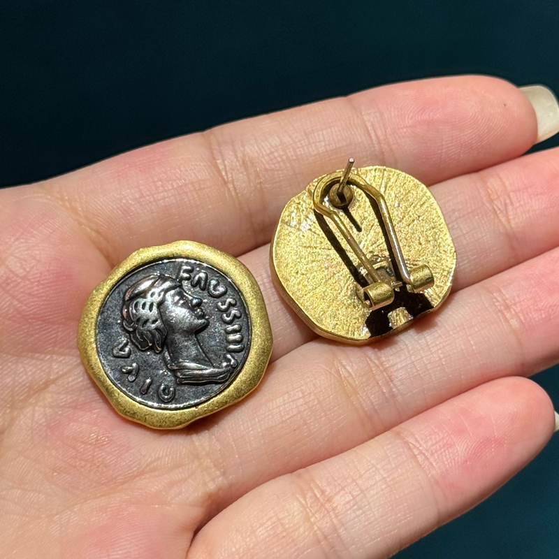 Vintage Beauty Coin Old Money  - Vintage Fashion Old Money review and price