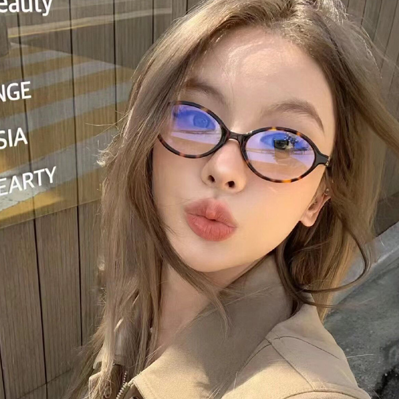 Vintage Oval Sunglasses Women  - Vintage Fashion Brands review and price