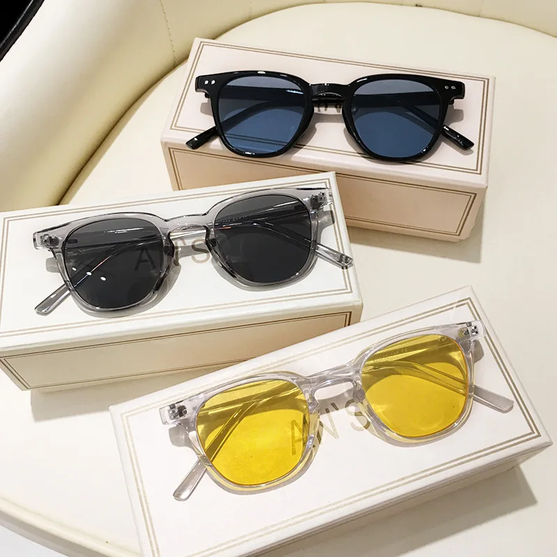 Vintage Square Sunglasses Unis - Vintage Fashion Brands review and price