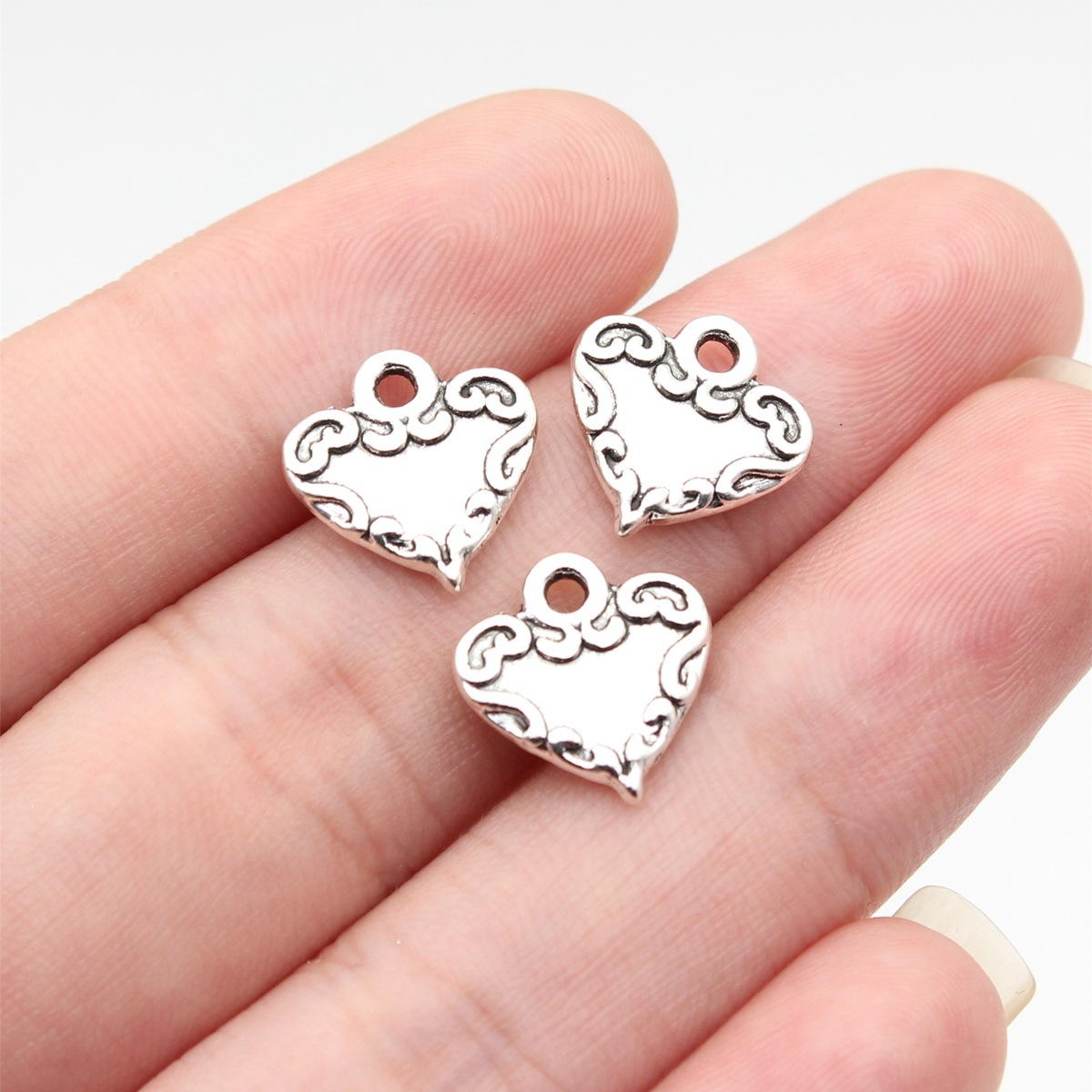Grid Heart Couple Wedding Char - Vintage Fashion Theme review and price