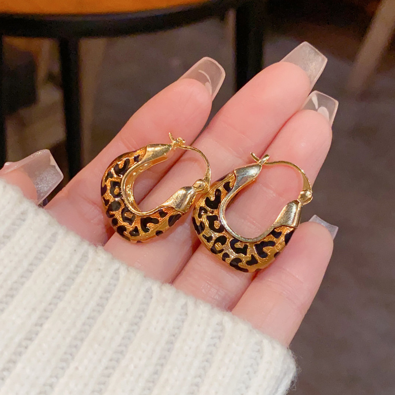 FTCY Vintage Leopard Print U-S - Vintage Fashion Illustrations review and price